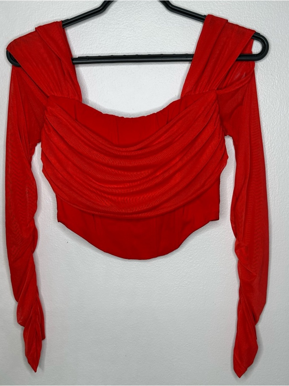 Red Off-Shoulder Long-Sleeve Crop Top  XS